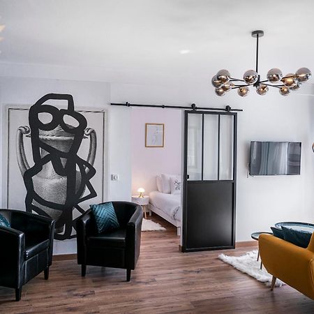 Апартаменты Au Palais Des Pyrenees! Hyper Centre -Clim-Balcon-Parking Gratuit По Экстерьер фото