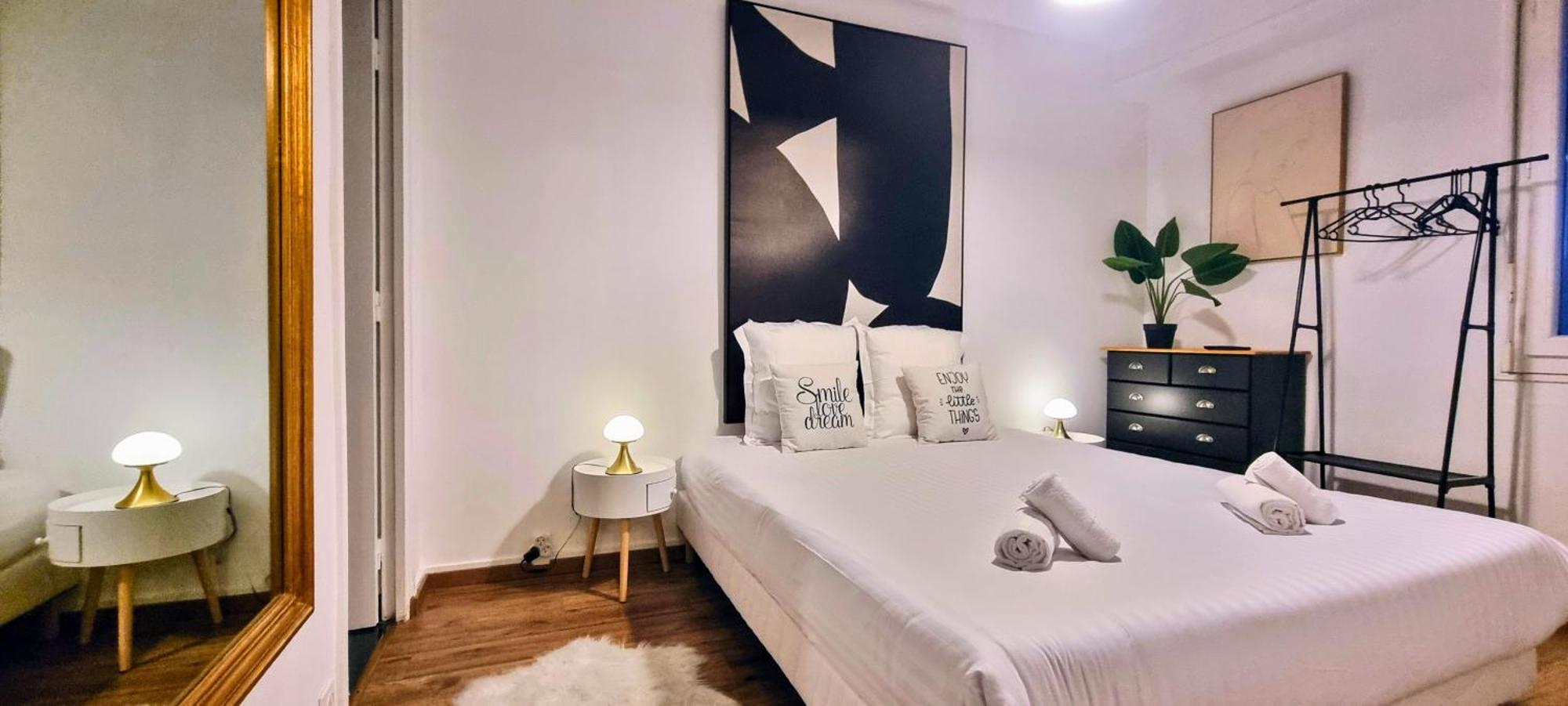Апартаменты Au Palais Des Pyrenees! Hyper Centre -Clim-Balcon-Parking Gratuit По Экстерьер фото